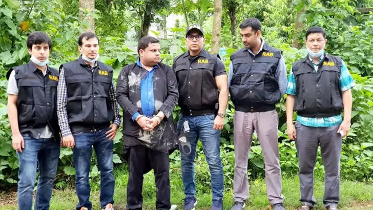 রিজেন্ট সাহেদকে র‍্যাবের হেলিকপ্টারে ঢাকায় আনা হচ্ছে