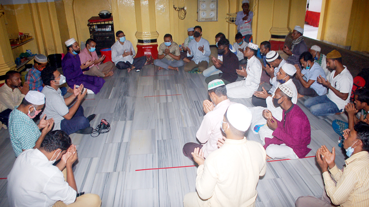 যমুনা গ্রুপের চেয়ারম্যানের মৃত্যুতে শাহজালালের (রহ.) দরগায় দোয়া মাহফিল