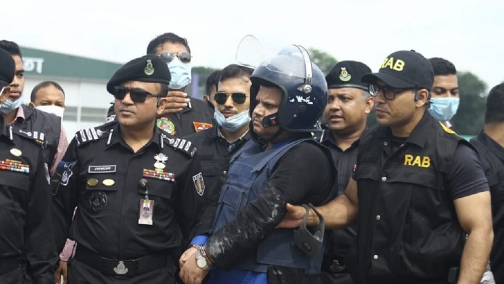 সাহেদকে নিয়ে মধ্যরাতে উত্তরায় অভিযান, মদ ও অস্ত্র উদ্ধার