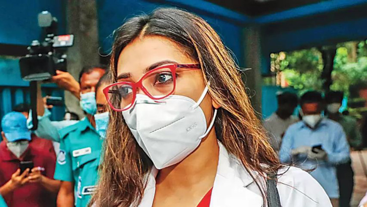 করোনা পরীক্ষায় ভুয়া রিপোর্ট: ডা. সাবরিনার সর্বোচ্চ শাস্তি কী হতে পারে