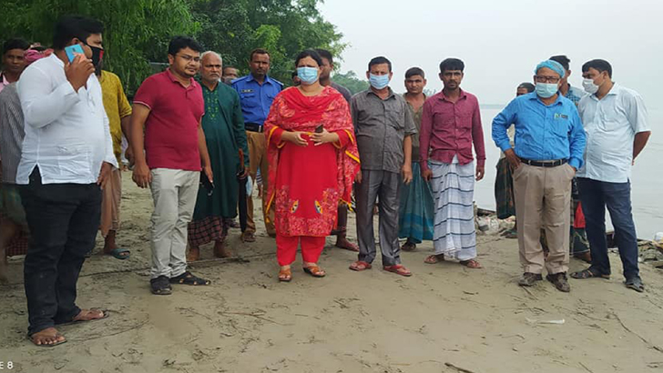 তিস্তার প্রবল স্রোতে ২টি ক্রস বাঁধ বিলীন