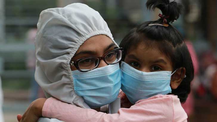 মাস্ক পরতে বাধ্য করতে মাঠে নামছে মোবাইল কোর্ট