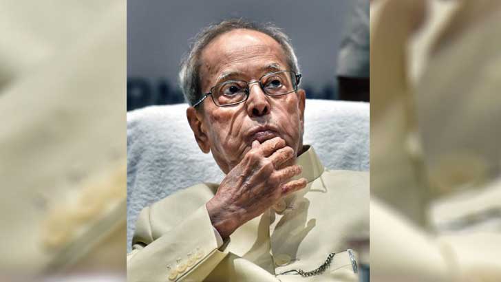 মস্তিষ্কে অস্ত্রোপচার, জীবনমৃত্যুর সন্ধিক্ষণে প্রণব মুখার্জি 