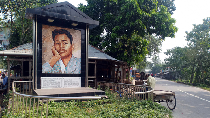 আজ কবি সুকান্ত ভট্টাচার্যের ৯৪তম জন্মদিন