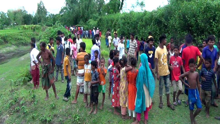 পঞ্চগড়ে বাঘ আতঙ্ক, রাত জেগে গ্রামবাসীর পাহারা (ভিডিওসহ)