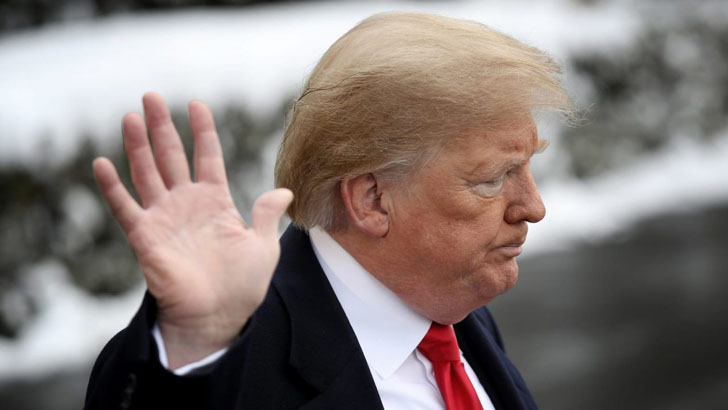 জালিয়াতি করে বিশ্ববিদ্যালয়ে ভর্তি হন ট্রাম্প: বড় বোন