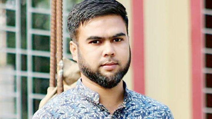 তরুণীর সঙ্গে দেখা করতে গিয়ে লাইব্রেরিয়ান শ্রীঘরে