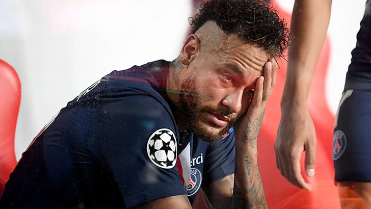 অঝোরে কাঁদলেন নেইমার, স্বান্ত্বনা দিলেন বায়ার্ন কোচ (ভিডিও)