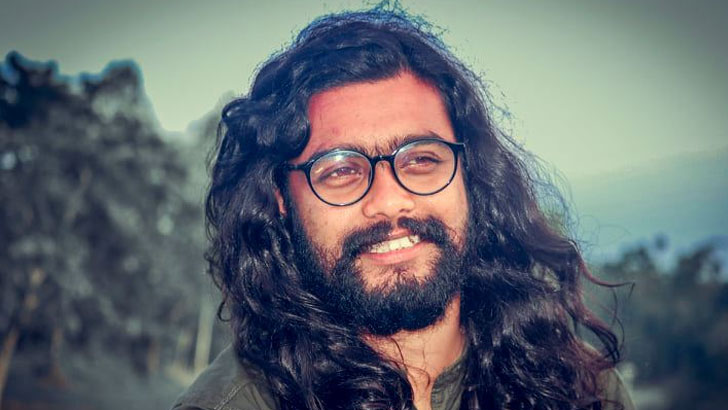 যেই গানের রেকর্ডিংয়ের সময় মারা গেলেন গীতিকারের মা