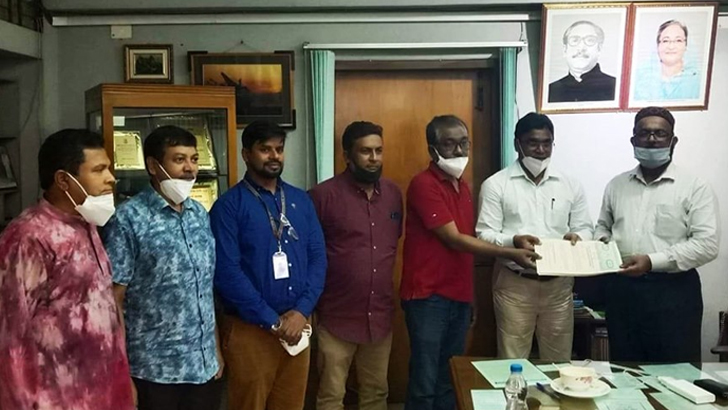 সোনালী ব্যাংক ও ঢাকা কমার্স কলেজের মধ্যে চুক্তি