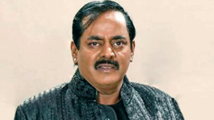 গুরুতর অসুস্থ হয়ে হাসপাতালে ডিপজল