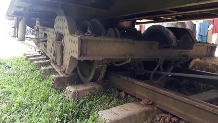 বগি লাইনচ্যুত: সিলেটের সঙ্গে সারা দেশের রেল যোগাযোগ বন্ধ