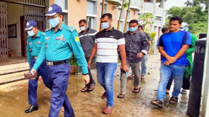 গণধর্ষণের ঘটনাস্থল পরিদর্শনে এমসি কলেজে পুলিশ কমিশনার