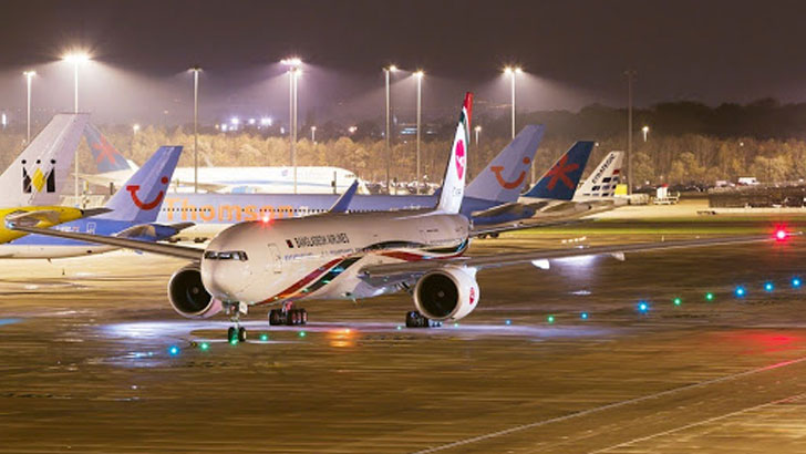 রাতে বিমান ওঠানামার জন্য লাইটিংয়ের ব্যবস্থার নির্দেশ প্রধানমন্ত্রীর