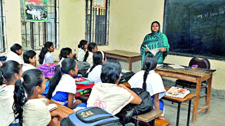 প্রাথমিকে শিক্ষক নিয়োগ বিজ্ঞপ্তি বাতিল চেয়ে লিগ্যাল নোটিশ