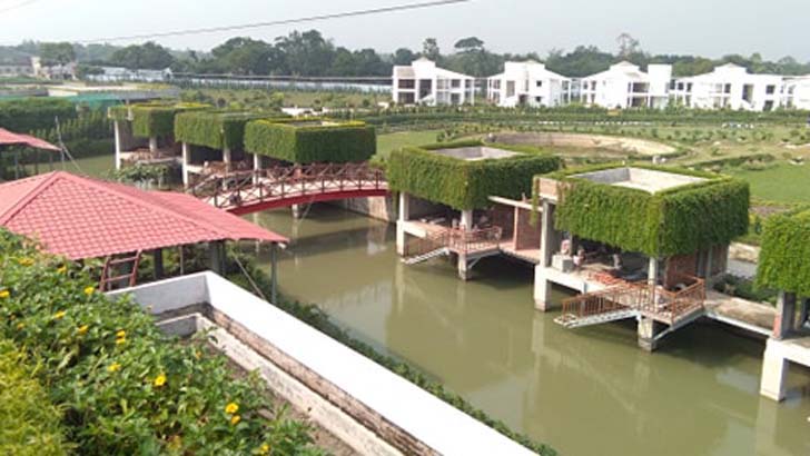 ঘুরে আসুন সবুজে ঢাকা হেরিটেজ রিসোর্টে