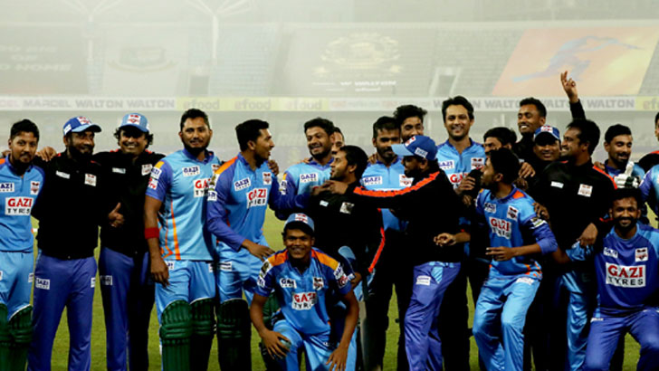 মুশফিকের ঢাকাকে হারিয়ে ফাইনালে চট্টগ্রাম