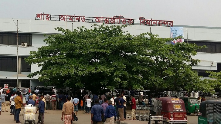মধ্যপ্রাচ্যগামী ভিজিট ভিসার যাত্রীরা ‘কন্ট্রাক্টের’ ফাঁদে