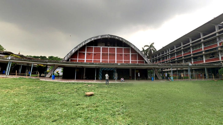 টিএসসির বিষয়ে শিক্ষক-শিক্ষার্থীদের সুপারিশ চেয়েছে ঢাবি