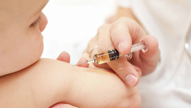 যেসব লক্ষণে বুঝবেন শিশুর নিউমোনিয়া