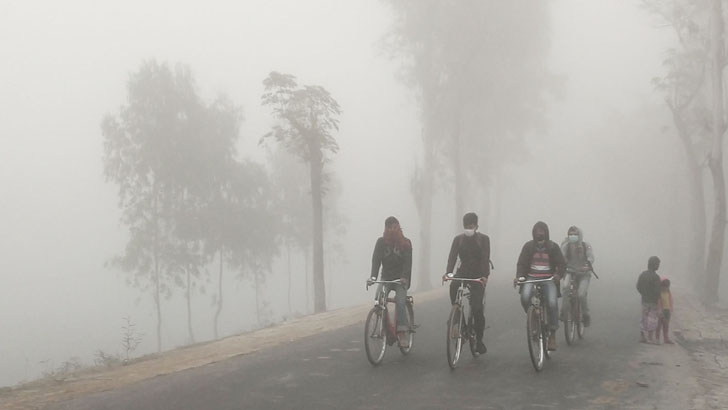 টানা শৈত্যপ্রবাহে কাঁপছে কুড়িগ্রাম, তাপমাত্রা ৮.৭ ডিগ্রি সেলসিয়াস