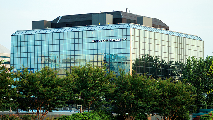 বাংলাদেশের শিক্ষার্থীদের জন্য বার্ষিক দু’লাখ ডলারের স্কলারশিপ