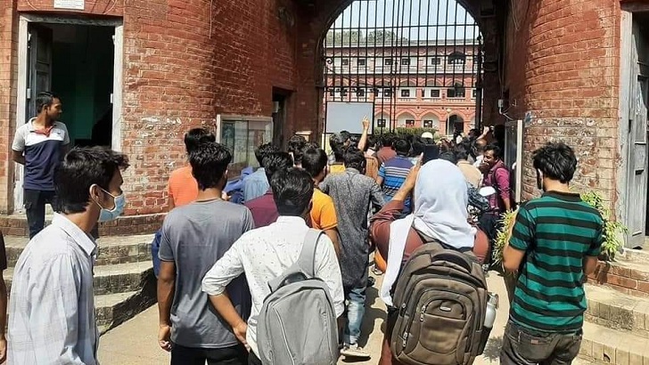 বিশ্ববিদ্যালয়গুলোর হল খুলছে ১৭ মে