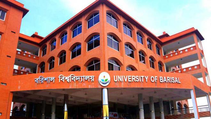 আহত ববি শিক্ষার্থীদের উদ্ধার করে সংবর্ধিত গণমাধ্যমকর্মী