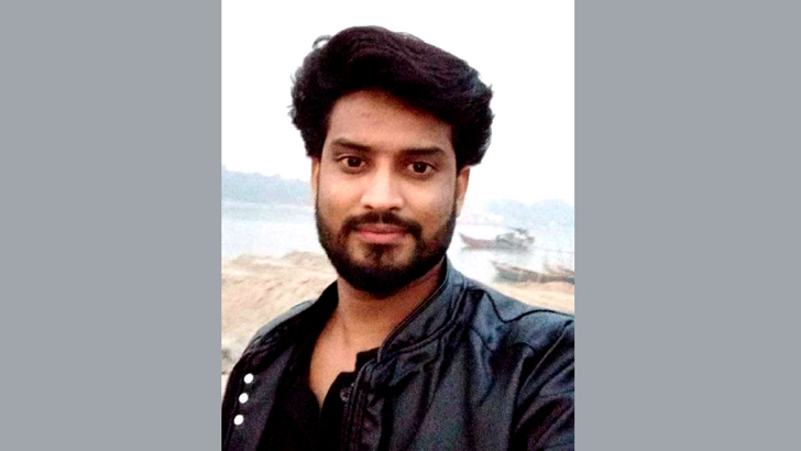 কলেজছাত্রীকে ধর্ষণ-ভিডিও ধারণ, শিক্ষক গ্রেফতার