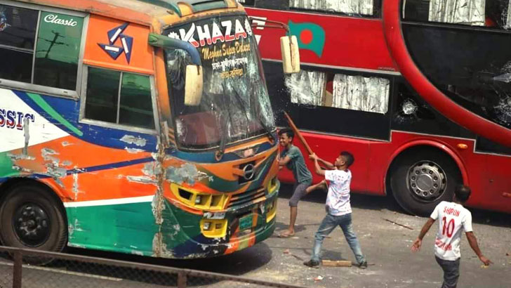 হেফাজতের হরতালে ‘বিএনপি জামায়াত শিবির’, হামলা ভাংচুর