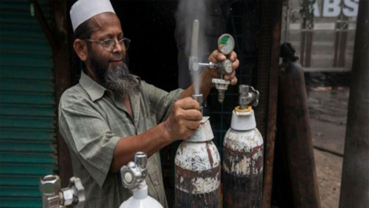 রোগীকে বাসায় রেখে অক্সিজেন দেওয়া বিপজ্জনক