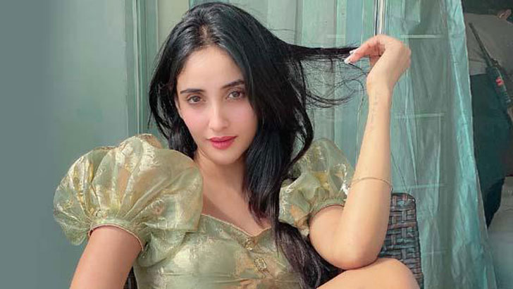 মিথিলার স্বপ্নভঙ্গ, নাম মুছে দিল মিস ইউনিভার্স কর্তৃপক্ষ