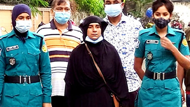 ‘দ্বিতীয় বিয়ে করায় ঘুমের ট্যাবলেট খাইয়ে স্বামীকে ৬ টুকরা’