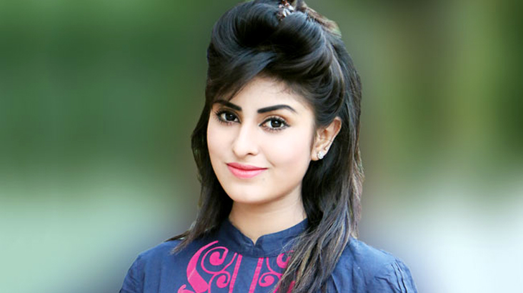 শখ কি অভিনয়ে ফিরবেন?