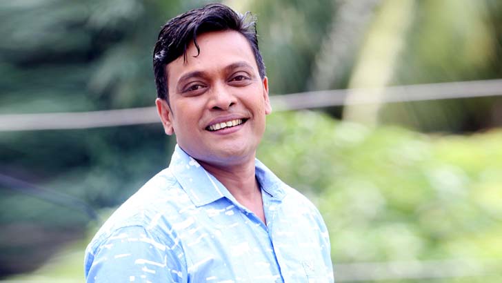 স্বপ্নপূরণের পথে মিলন