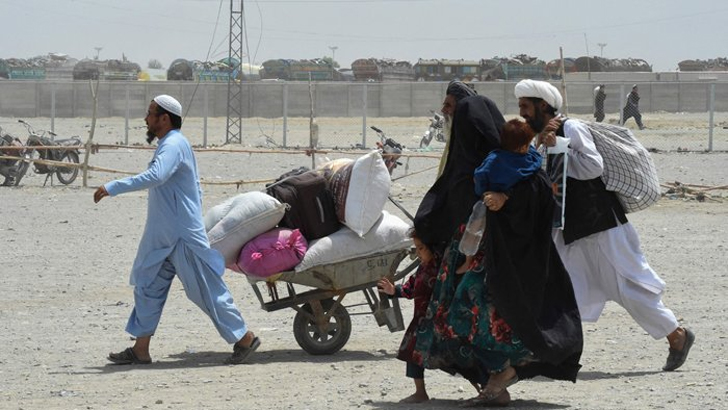 কান্দাহারে ঘরবাড়ি ছেড়েছে ২২ হাজার পরিবার