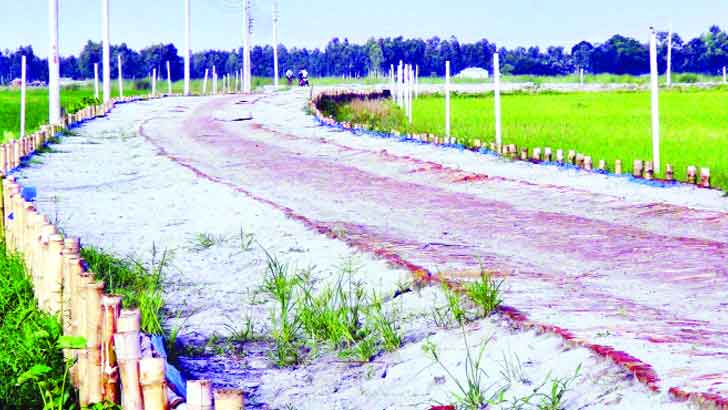 তিস্তা দখলে সৌরবিদ্যুৎ কেন্দ্র