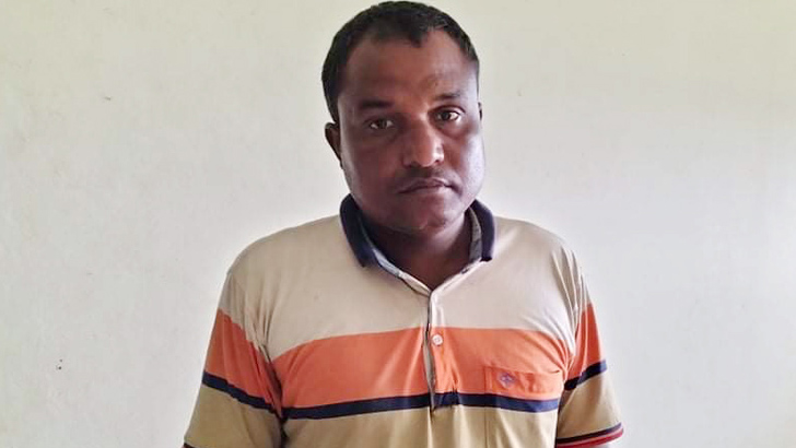 হত্যার ভয় দেখিয়ে ৬ষ্ঠ শ্রেণির ছাত্রীকে ধর্ষণ
