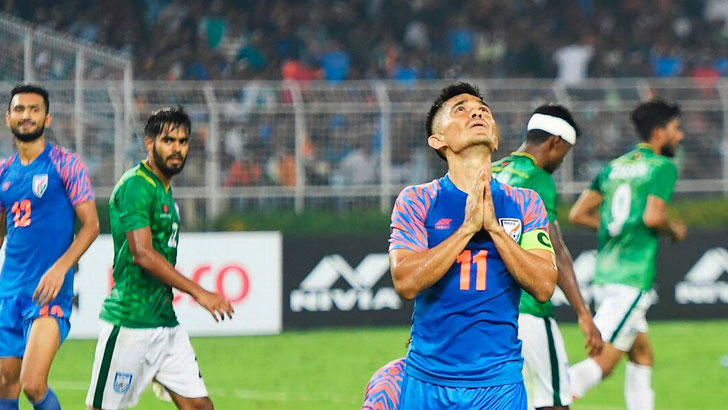 ছেত্রীর গোলেই পিছিয়ে গেল বাংলাদেশ