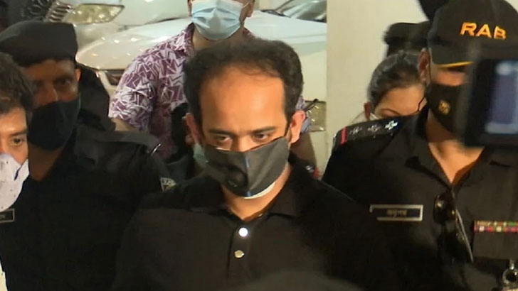 কারাগার থেকে গ্রাহকদের উদ্দেশে যা বলেছেন ইভ্যালির সিইও রাসেল