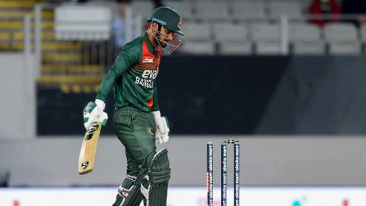 ১৮ রানেই সাজঘরে দুই ওপেনার