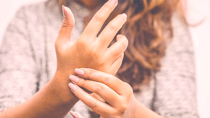 হাত-পা অবশ কি মেরুদণ্ডে টিউমারের লক্ষণ?