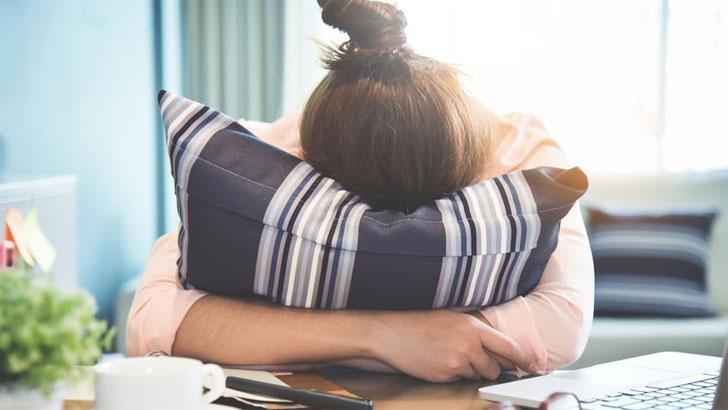 ৬ লক্ষণে বুঝবেন শরীরে ভিটামিন বি১২’র অভাব