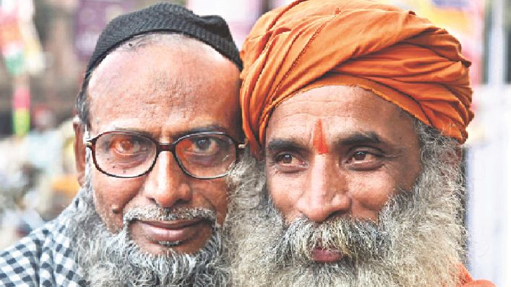 সংস্কৃতিমনারা ঘুরে দাঁড়ালেই সম্ভব