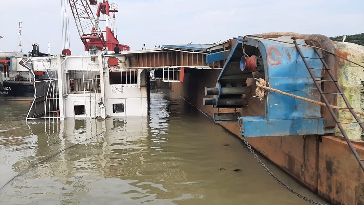 পাটুরিয়ায় ফেরিডুবি, মেরামত ছাড়াই চলছিল কীভাবে?