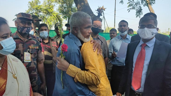 আপনালয় খুঁজে পেল ওরা ৬ জন