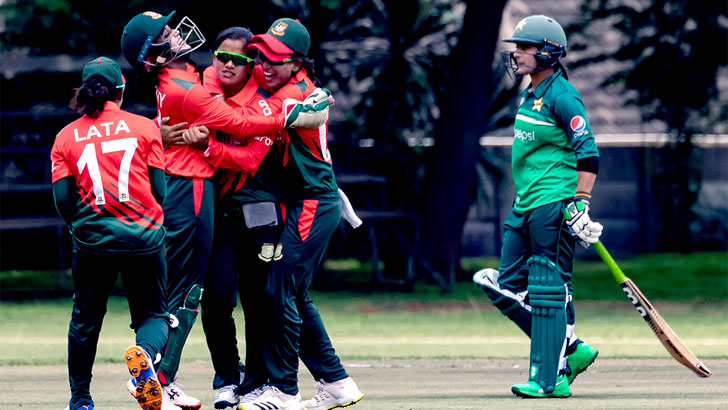 শ্বাসরুদ্ধকর ম্যাচে পাকিস্তানকে হারিয়ে ‘বিশ্বকাপ মিশন’ শুরু বাংলাদেশের