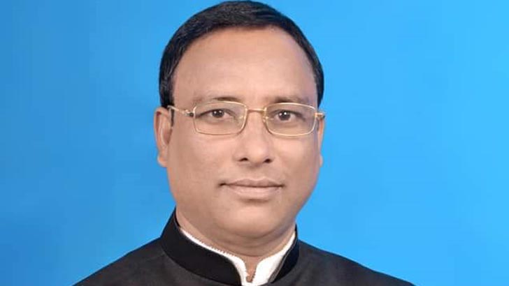 নিজে পেলেন নৌকা, বিপক্ষে দাঁড় করালেন দুই স্ত্রীকে