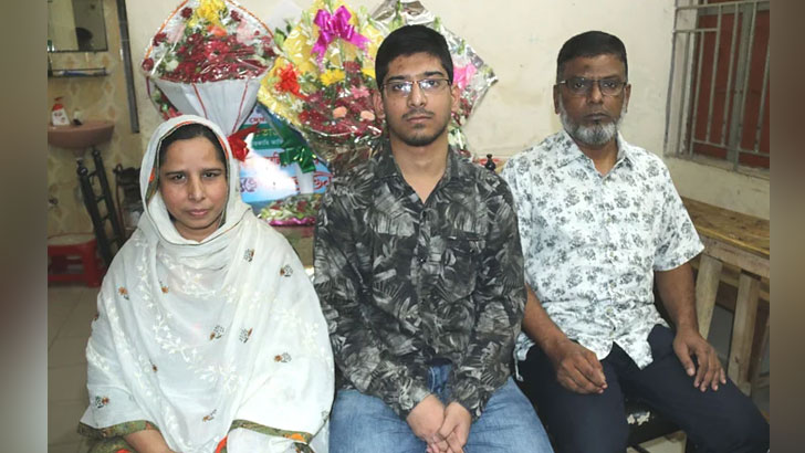 ঢাবি ও বুয়েটে প্রথম হওয়ার পর যা বললেন সিয়াম 