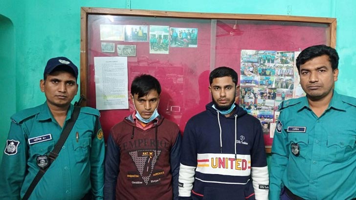 খাদ্য অধিদপ্তরের নিয়োগ পরীক্ষায় জালিয়াতি, উত্তরপত্রসহ গ্রেফতার ২ 